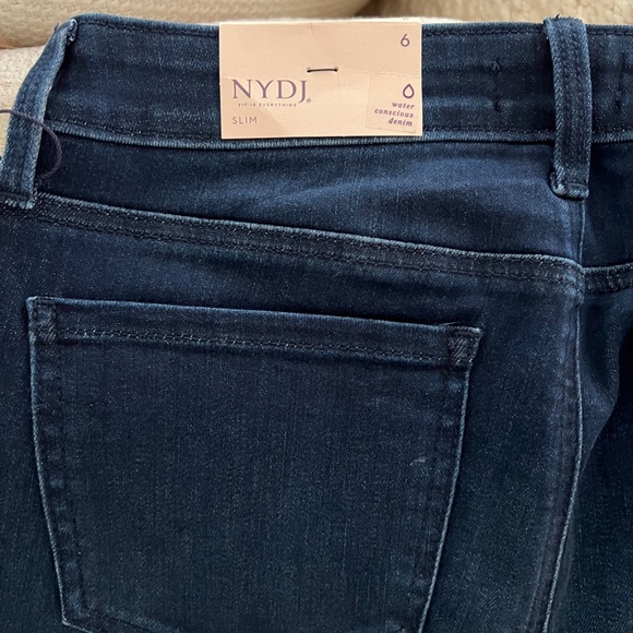 NYDJ Jeans Sheri Slim Size 6 NWT - Picture 6 of 9
